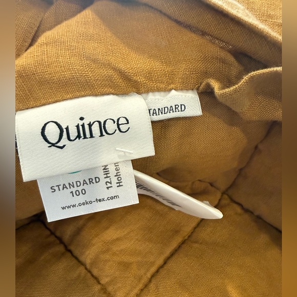 QUINCE Luxurious Color Tobacco Quilted Linen Pillow Sham - Picture 5 of 11